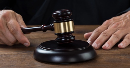 Uccise moglie e figlia con 200 coltellate: sarà internato