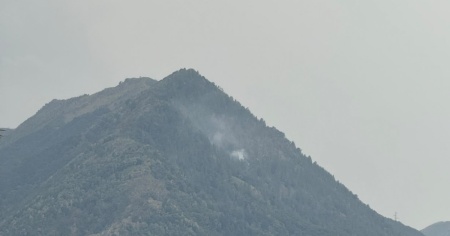 Incendio sul Monte Gambarogno, pompieri già al lavoro