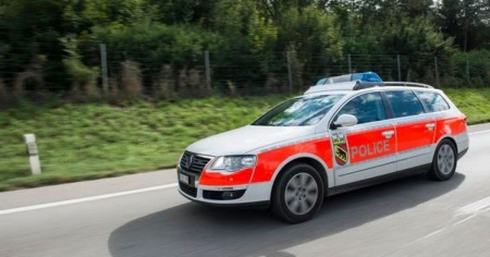 Uomo muore nell’incendio di una palazzina