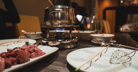 Inverno amaro per gli amanti della fondue chinoise: aumenterà il prezzo della carne. Colpa del caldo