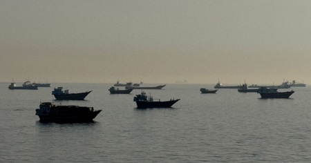Un "corridoio" nello stretto di Hormuz?