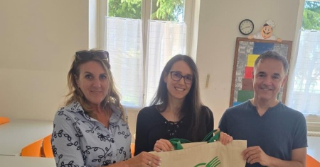 Una forchetta verde per i bambini della scuola elementare di Montagnola