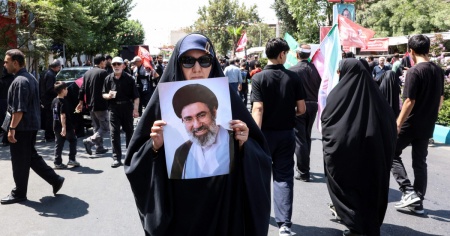 «Mojtaba Khamenei è grave, potrebbe morire presto»