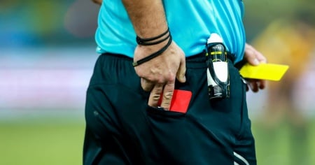 La rivolta degli arbitri scuote il calcio ticinese