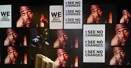 Tupac, al via il processo: «Fu ucciso per vendetta dopo una lite tra gang»