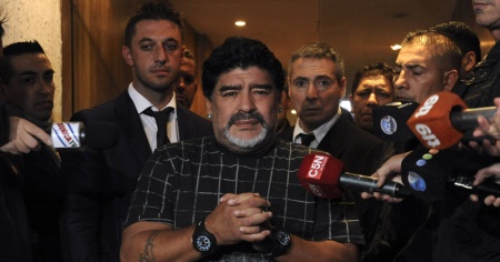 Le negligenze dei medici (che rischiano 25 anni di carcere) avrebbero causato la morte di Maradona