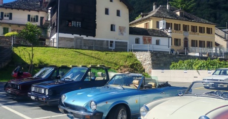 "Motori benefici": il fascino delle auto storiche al servizio della solidarietà