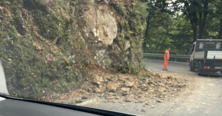 Nuovi smottamenti sulla strada della Val Colla