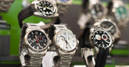 Trump non ferma l'export di orologi svizzeri: a luglio su del 10%