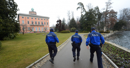 Parco Ciani e droga, il Municipio: «Allo studio una "stanza del consumo"»