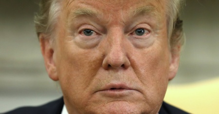Trump rivendica Hormuz e Teheran annuncia il rafforzamento dell'arsenale