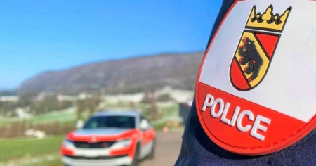 Fiamme sospette davanti all'ambasciata rumena