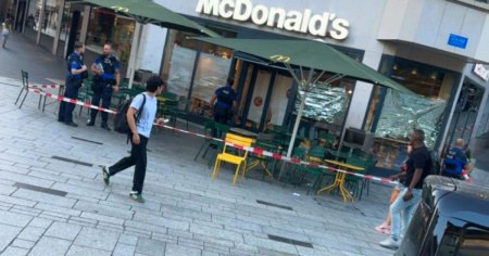 Maxi intervento di polizia al McDonald's di Losanna: trovata morta una 21enne