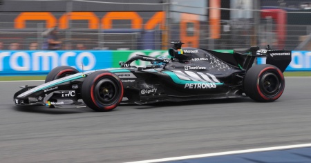 Russell davanti a Leclerc e Norris