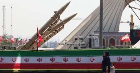 Teheran: «I paesi che aderiscono alle sanzioni USA saranno ritenuti nemici»