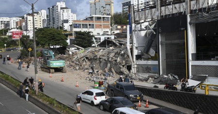 Il bilancio del sisma sale: 281 morti e circa 4mila feriti