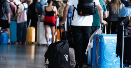 Il nuovo sistema di controllo delle frontiere raddoppia le attese negli aeroporti