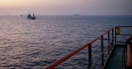 «Non stiamo negoziando con gli Usa, solo con l'Oman»