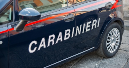 La droga, l'astinenza e l'agitazione: svizzero rimpatriato