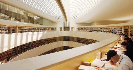 Materie umanistiche in crisi, in calo la percentuale di studenti