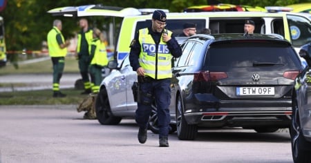Attacco con un'arma bianca in una scuola, una persona uccisa