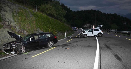 Frontale disastroso: otto feriti, un bambino rischia la vita