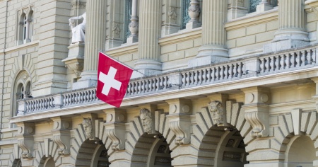 L'iniziativa sulla neutralità mette a rischio la sicurezza della Svizzera