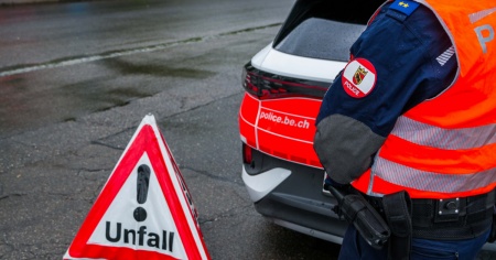 Tamponamento fatale in galleria: un motociclista perde la vita