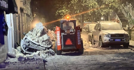 Terremoto ai Campi Flegrei, proseguono i controlli dei vigili del fuoco
