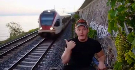 TikToker nei guai: MickelTV condannato per le sue bravate social