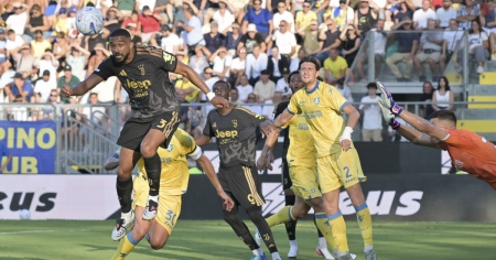 La Juve la spunta a Frosinone