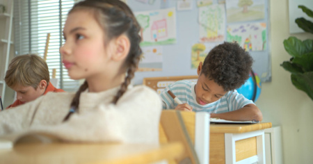 A scuola solo 4 giorni, l'esperimento (per ora) convince