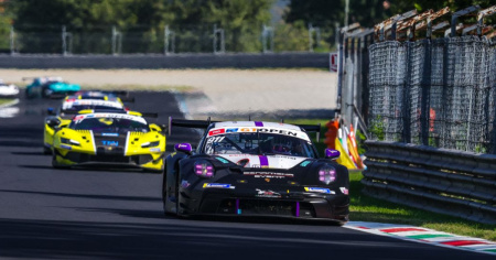 Alex Fontana sul podio di Monza per la GT Open 500