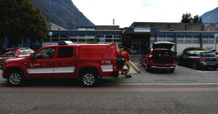 All'improvviso uno strano odore: preoccupazione in piscina