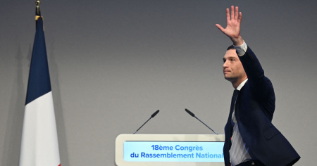 Frasi antisemite attribuite a Bardella, arriva la denuncia
