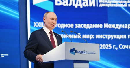 Lo Zar teme i droni di Kiev, «il Club Valdai abbandona Sochi»
