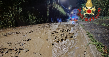 Maltempo a Como, strade chiuse per frane e treni cancellati