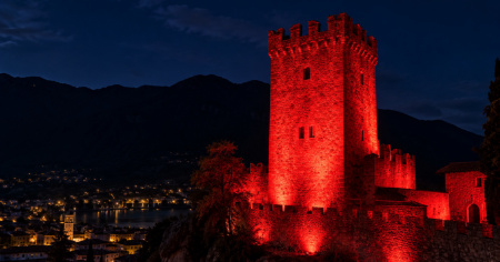 «Contro la violenza sulle donne, illuminiamoci di rosso»