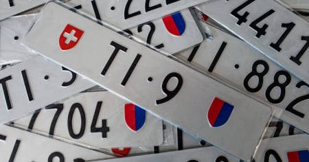 Dopo il furto di dati cambia l'elenco targhe: ora si paga