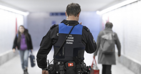 In migliaia in piazza per i diritti dei migranti