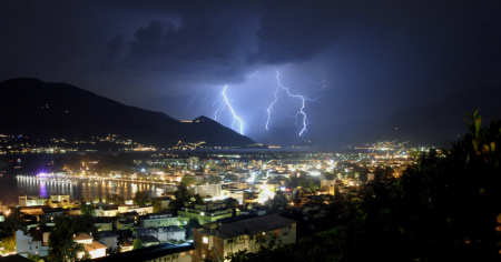 Oltre 22mila fulmini in Svizzera: Berna e Lugano in testa