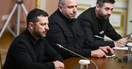 Ucraina-Usa, Zelensky: «Parlato di Patriot e territori»