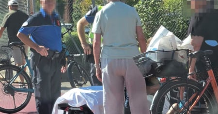 Schianto sulla ciclabile. Un ferito