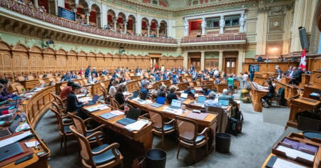 Chieste misure contro la pedocriminalità online