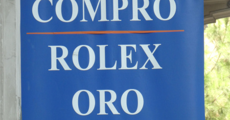 Fregati dai "compro oro"