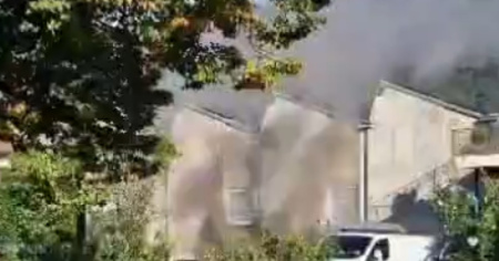 Canobbio, incendio in via delle Scuole: intervengono i pompieri