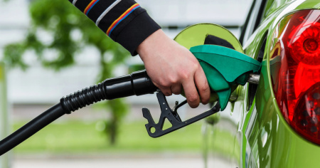 Uno sgravio sul carburante? Berna dice no: «I prezzi alti incentivano a risparmiare»