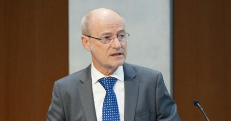 Procuratore generale «fino a 70 anni»
