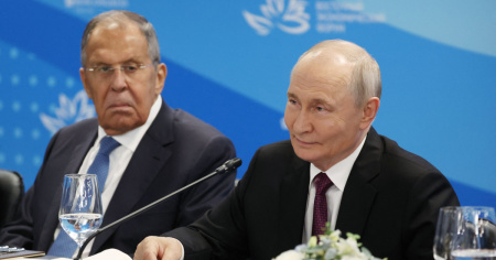 Putin: «Kiev fa terrorismo, da Merz passi bruschi ma goffi»