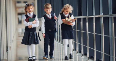 Stesso istituto, stesso look: la scuola ticinese del futuro sarà in divisa?
